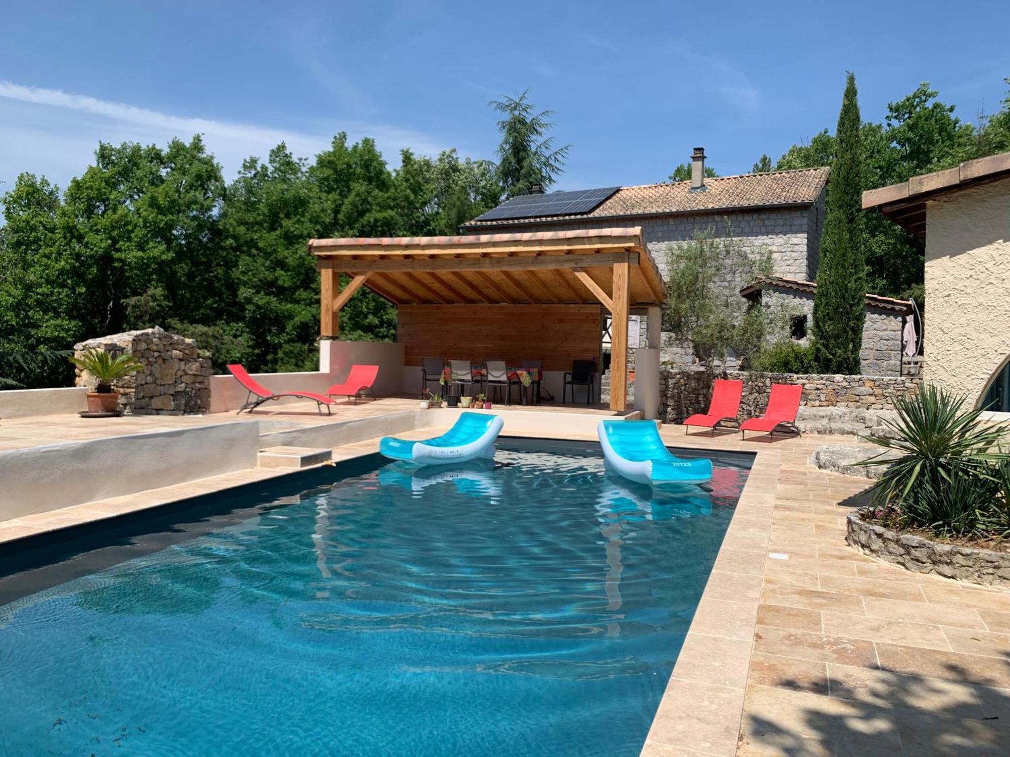 Gite Avec Piscine Privee Au Coeur D'Une Foret De Chenes Proche De Vallon Pont D'Arc Saint Alban Auriolles Екстер'єр фото