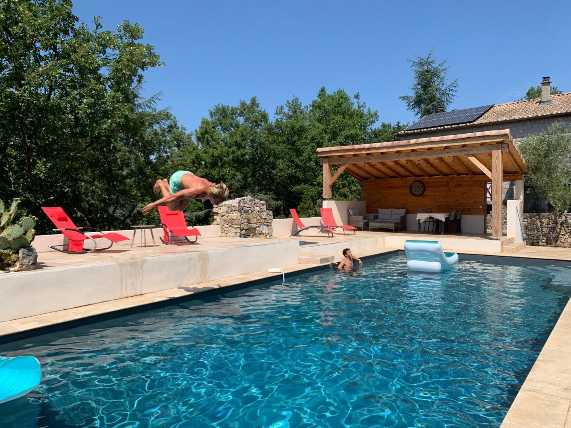 Gite Avec Piscine Privee Au Coeur D'Une Foret De Chenes Proche De Vallon Pont D'Arc Saint Alban Auriolles Екстер'єр фото